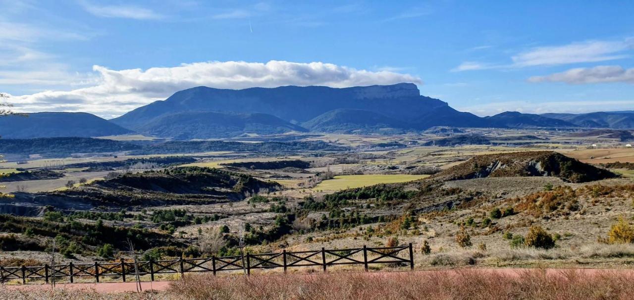 Sol Badaguas Jaca Villa Buitenkant foto