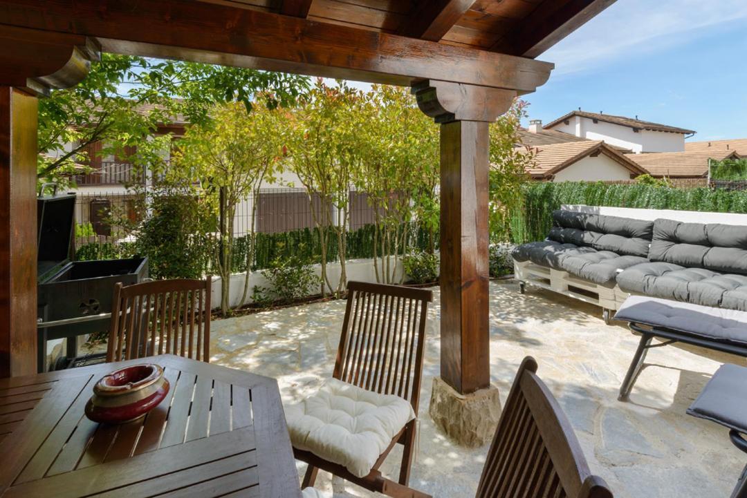 Sol Badaguas Jaca Villa Buitenkant foto